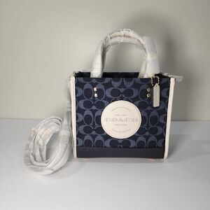 NWT Coach C8582 Dempsey Tote 22 In Signature Jacquard Denim Multi Coach Patch